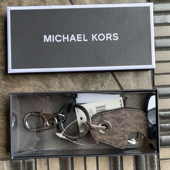 Michael Kors Other - Harrison Signature Logo Bottle Opener Key Fob Brown/Black